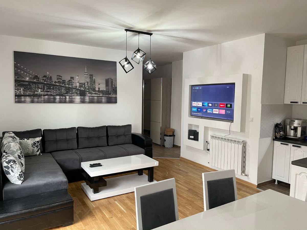 Royal Residence Apartmani 2 Панчево Экстерьер фото