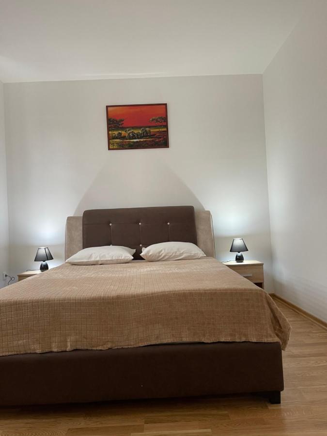 Royal Residence Apartmani 2 Панчево Экстерьер фото