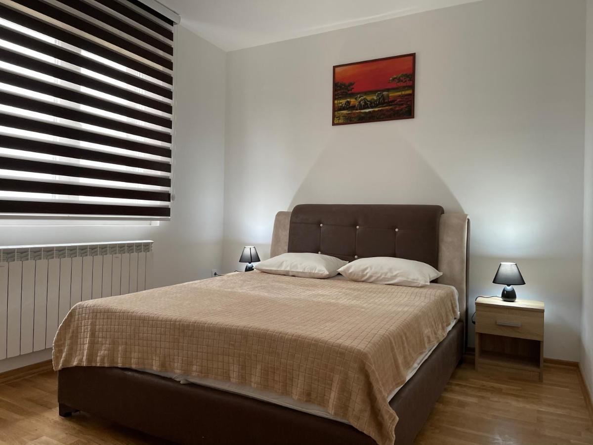 Royal Residence Apartmani 2 Панчево Экстерьер фото