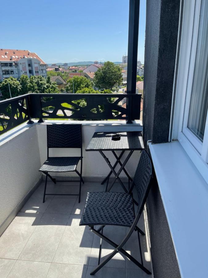 Royal Residence Apartmani 2 Панчево Экстерьер фото